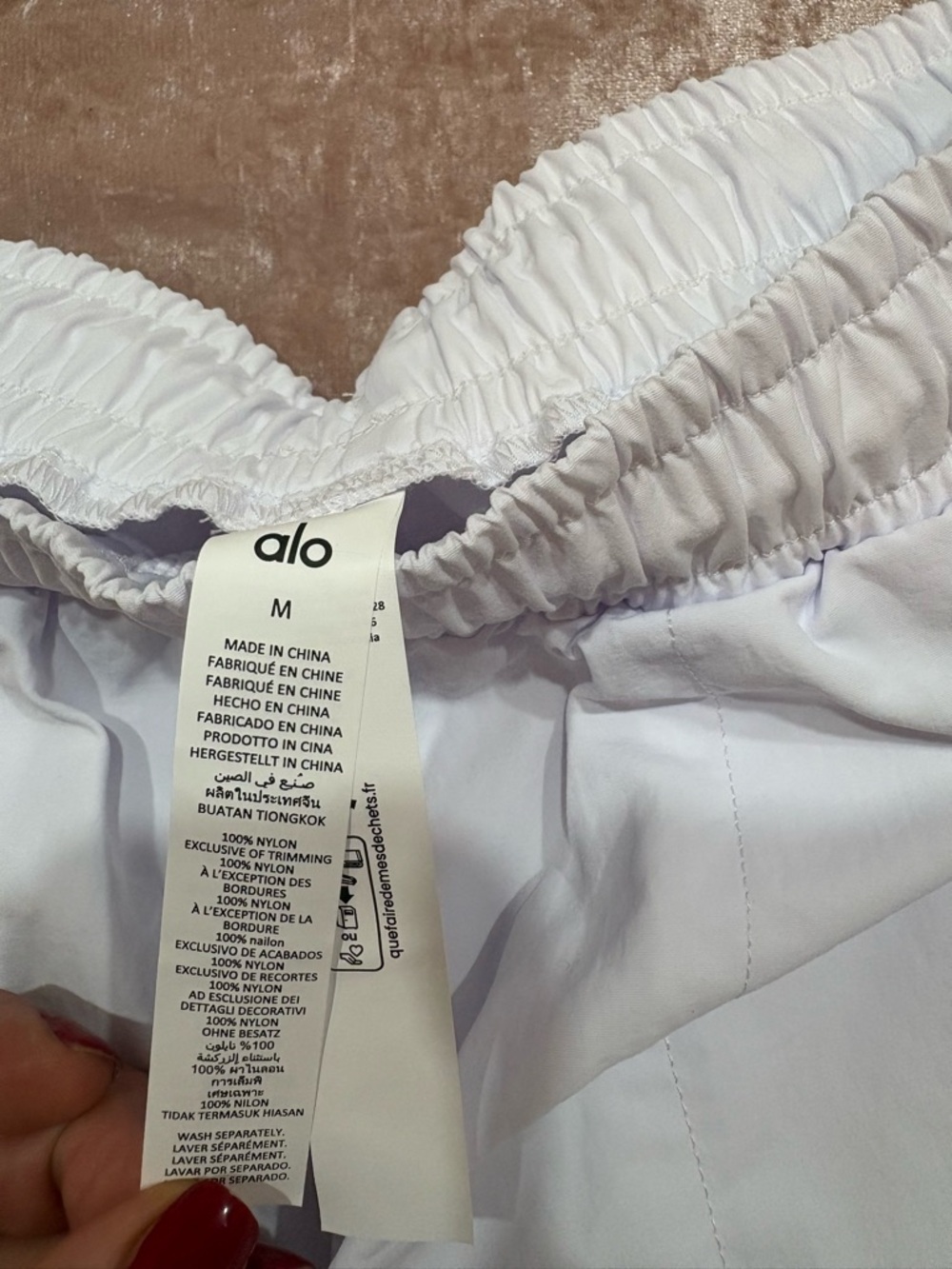 ALO Yoga White Elastic-Waist Athletic Shorts - Picture 5 of 8